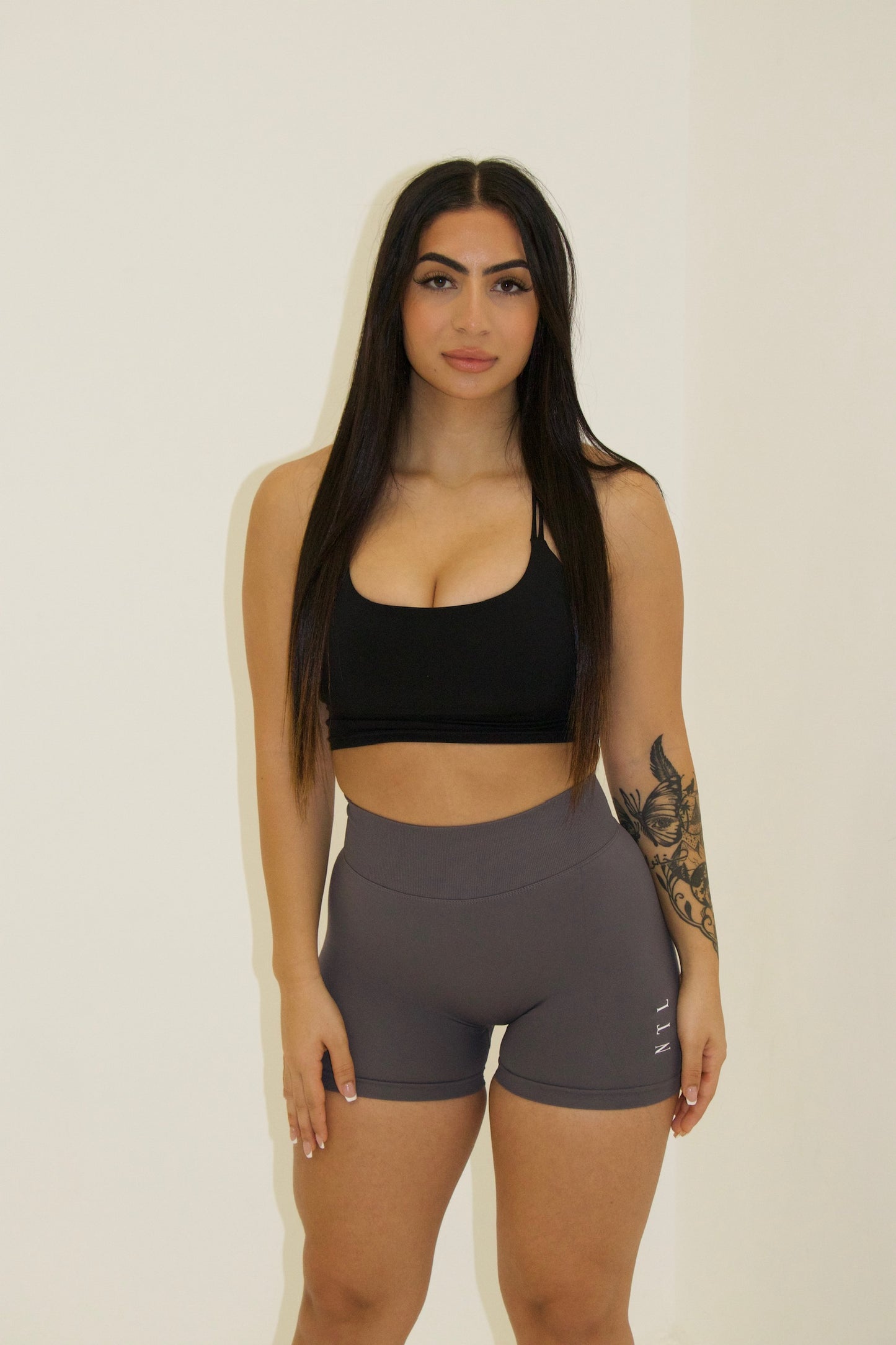 CONTOUR SHORTS